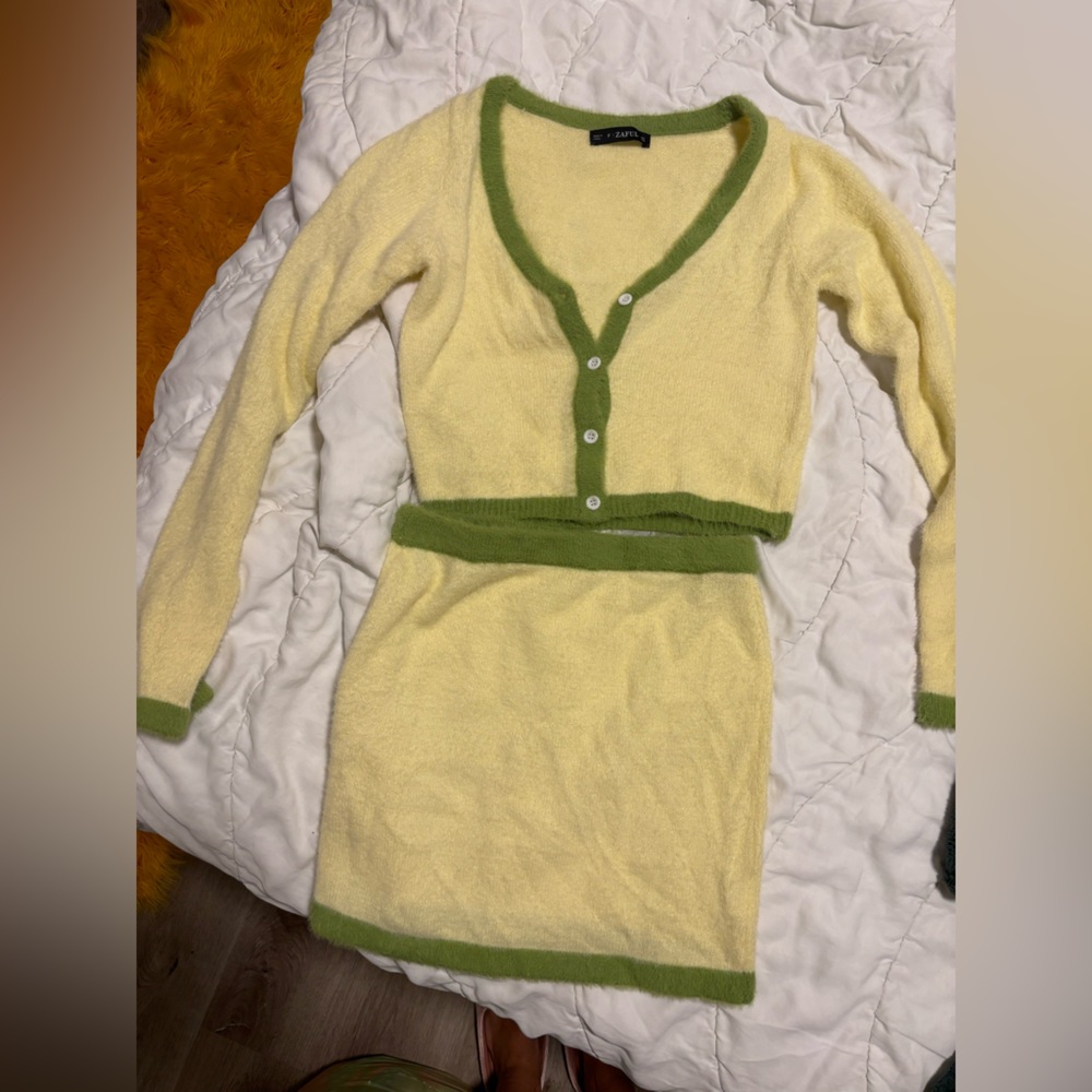 Zaful super soft sweater and skirt set! Only worn once!!
